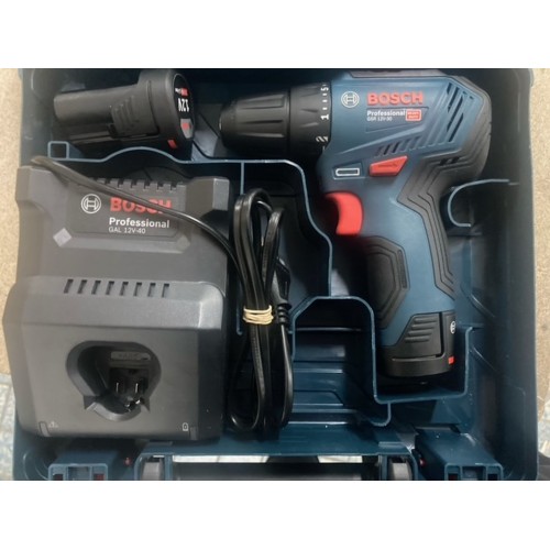 BOSCH GSR 12V-30 Akku-Bohrschrauber 12V 2x2,0Ah 06019G9000