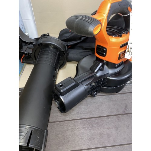 Black & Decker BEBLV300-QS Laubsauger 3in1, 72 l Laubfang-Rucksack 3000W