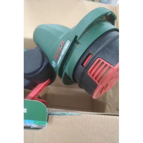 BOSCH UniversalGrassCut 18V-26 Ohne Akkupack und Ladegerät 06008C1D04