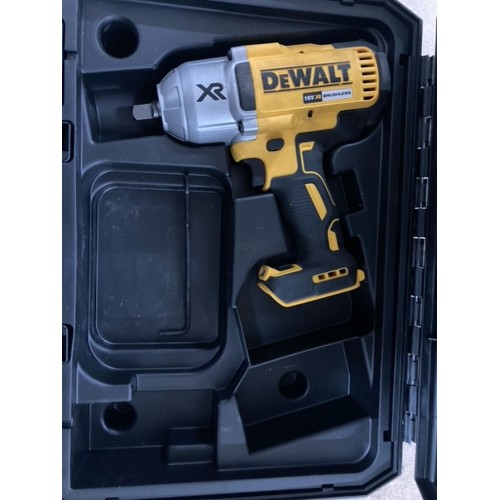 DeWALT DCF899NT-XJ Akkus Ütvecsavarozó 18V (1/2")950Nm kufer Tstak II(ohne Akku,Ladegerät)